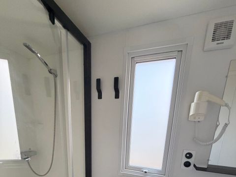 MOBILHOME 6 personnes - PRESTIGE " Les Alpilles " (4 Adultes Maxi+2 Enfants -18ans)