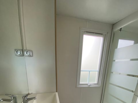 MOBILHOME 3 personnes - CONFORT Escapade 1 Chambre (2 Adultes maxi + 1 Enfant de - 18 ans)