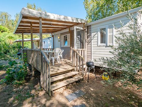 Mobilhome 4 personnes - Classic XL | 2 Ch. | 4 Pers. | Terrasse surélevée | Clim. par Homair