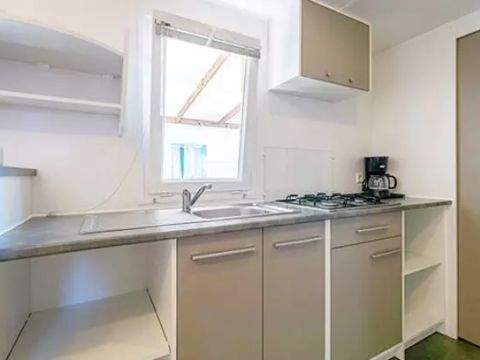 MOBILHOME 4 personnes - Classic | 2 Ch. | 4 Pers. | Terrasse surélevée | Clim. par Homair