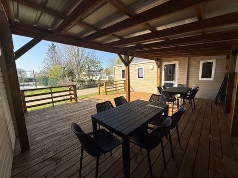 MOBILHOME 12 personnes - Confort GRAND Mistral  12 personnes - 6chambres, climatisé, télévision