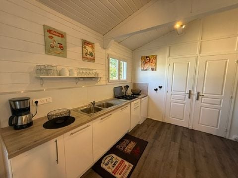 CHALET 8 personnes - Grande Cabane Pampa 6/8 personnes - 3 chambres, climatisé, lave-vaisselle, télévision