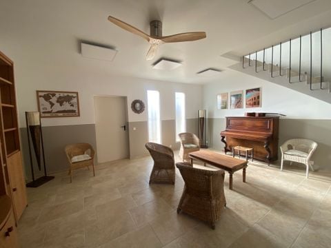 product_property.services