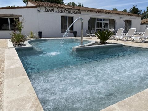 Camping Crin Blanc - Camping Bouches-du-Rhone