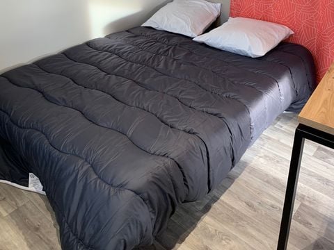 Mobilhome 4 personnes - 2021 - 25m2 Climatisation - Terrasse bois couverte 8m2.