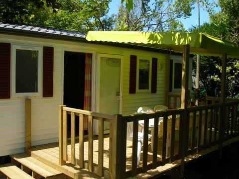 Mobilhome 4/6 personnes - 28m² - Terrasse bois couverte 12m²