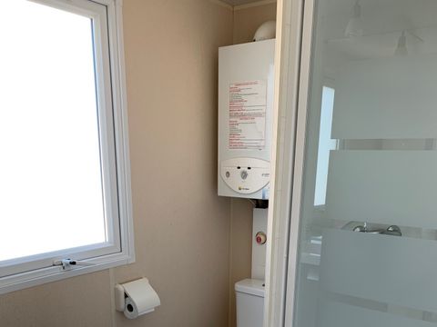 Mobilhome 2/4 personnes - 20m² - Terrasse bois couverte 8m².