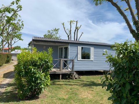 Mobilhome 4 personnes - 26m² - Terrasse bois intégrée de 7m².