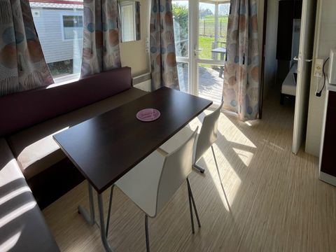 Mobilhome 4 personnes - 26m² - Terrasse bois intégrée de 7m².