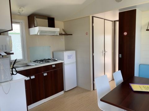 Mobilhome 4 personnes - 26m² - Terrasse bois intégrée de 7m².