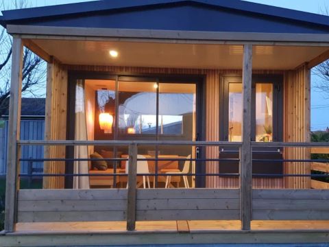 Mobilhome 4/6 personnes - Standing 28m2 - Terrasse intégrée 8m2