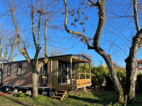 Mobilhome 4/6 personnes - Standing 28m2 - Terrasse intégrée 8m2