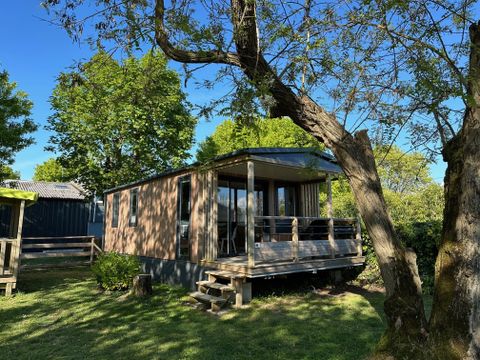 Mobilhome 4/6 personnes - Standing 28m2 - Terrasse intégrée 8m2