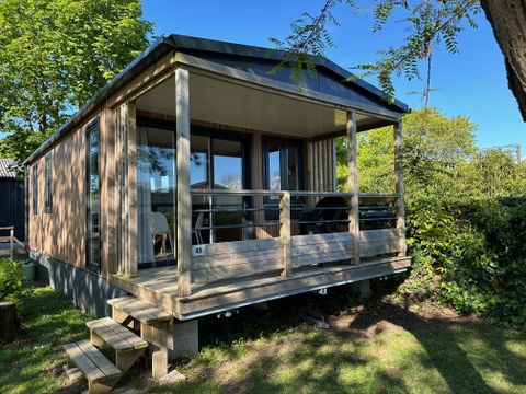 Mobilhome 4/6 personnes - Standing 28m2 - Terrasse intégrée 8m2