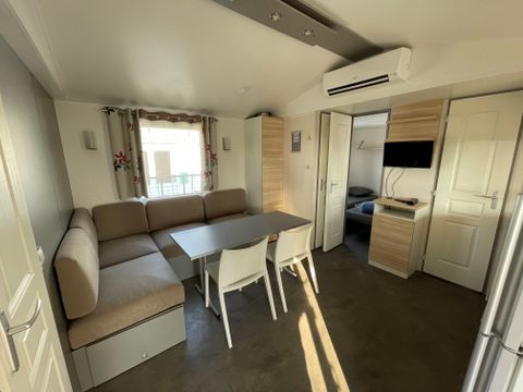 MOBILHOME 6 personnes - 32m2 - 3 chambres - CLIMATISATION - terrasse couverte 12m2