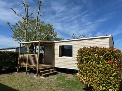 Mobilhome 5 personnes - LOGGIA 2- 25m² - Terrasse bois couverte 9m²