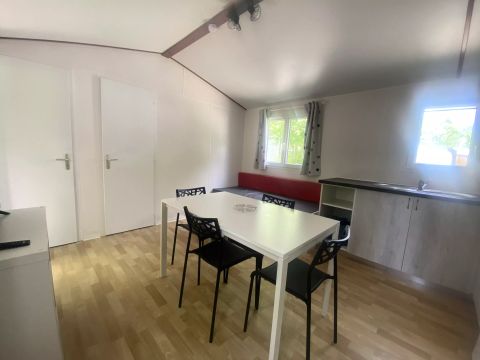 MOBILHOME 4 personnes - Confort 3 Pièces 4 Personnes + TV