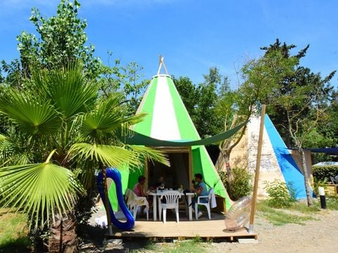 TENTE 4 personnes - TIPI 4 Pers ( 2 adultes + 2 enfants)