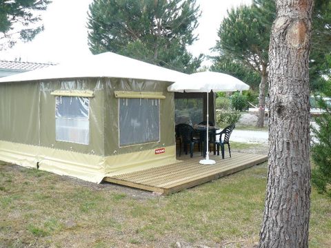 BUNGALOW TOILÉ 4 personnes - 16 m² sans sanitaires