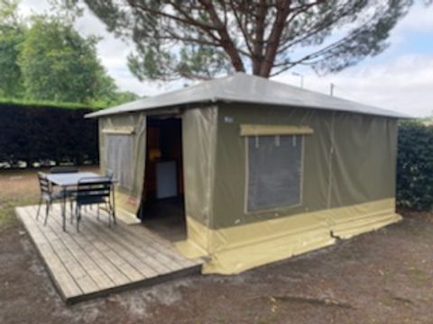 BUNGALOW TOILÉ 4 personnes - 16 m² sans sanitaires