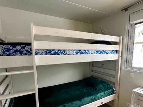 MOBILHOME 8 personnes - Privilège 40m² - 3 chambres - Clim - 2 TV - LV - Four