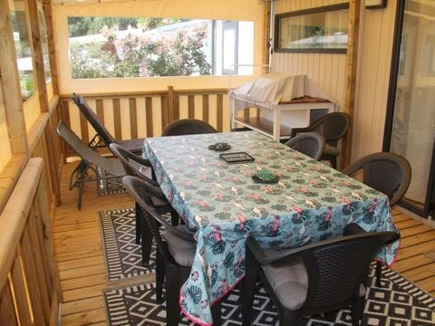 MOBILHOME 8 personnes - Privilège 40m² - 3 chambres - Clim - 2 TV - LV - Four