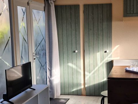 MOBILHOME 4 personnes - Mobil Home Laurier 3 Pièces 4 Personnes Climatisé + TV