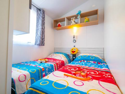 Mobilhome 8 personnes - Grande Cottage Confort - 4 chambres