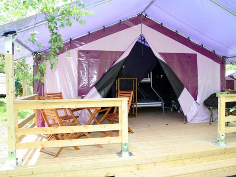 Tente en toile et en bois 5 personnes - Freeflower Standard 37m² / 2 chambres - terrasse (sans sanitaires privatifs)