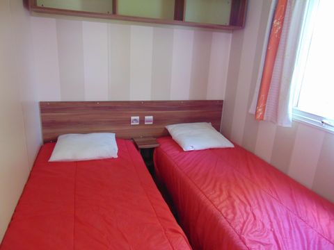 MOBILHOME 6 personnes - éco 30 m² / 2 chambres - terrasse couverte