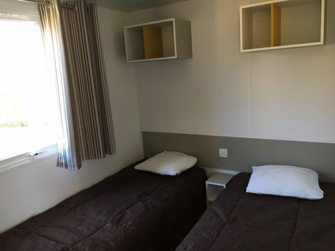 MOBILHOME 4 personnes - Confort 24 m² / 2 chambres - terrasse