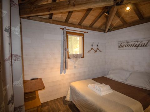 Hébergement 2 personnes - Cabane pilotis