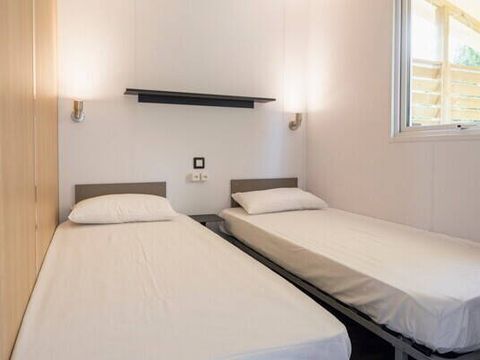 MOBILHOME 6 personnes - Comfort | 2 Ch. | 4/6 Pers. | Terrasse surélevée | TV