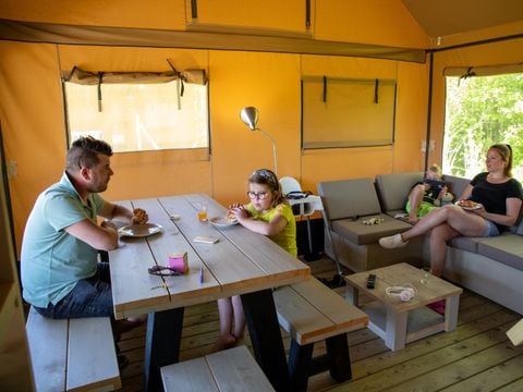 Tente en toile et en bois 5 personnes - Luxe