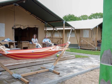 Tente en toile et en bois 6 personnes - Luxe