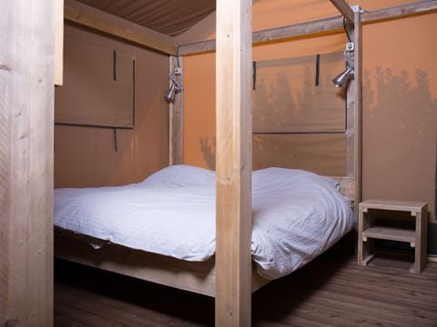 Tente en toile et en bois 6 personnes - Luxe