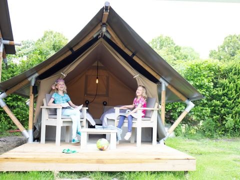 Tente en toile et en bois 7 personnes - Luxe