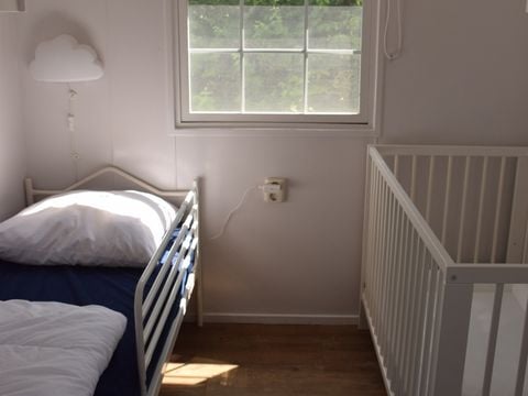 Chalet 4 personnes - Escaut (3 pers. + 1 bébé)