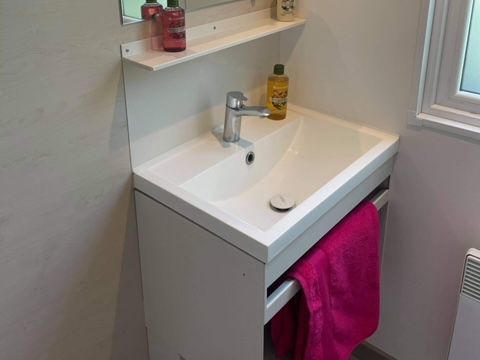 MOBILHOME 8 personnes - MH3 Cottage 33 m² + clim avec sanitaires
