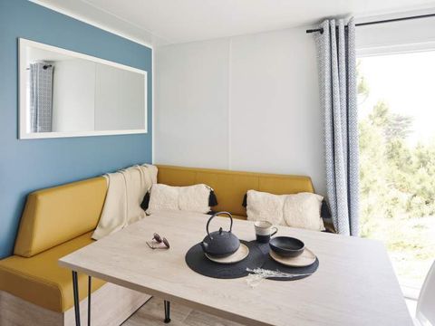 MOBILHOME 6 personnes - Mobil Home Lodge 83 Confort 3 chambres - 28 m² + terrasse intégrée de 8 m