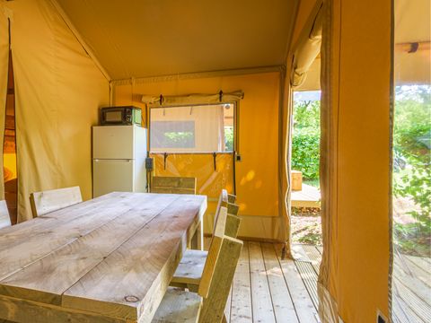 Tente en toile et en bois 5 personnes - SLOW LODGE - 2 chambres, sans sanitaire