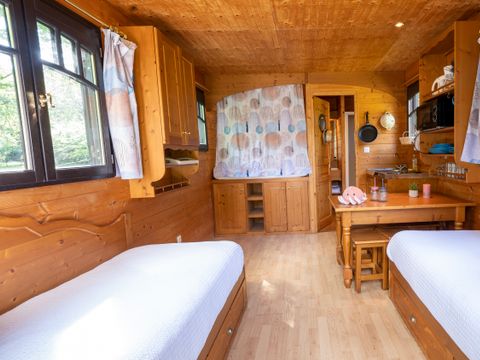Insolite 5 personnes - ROULOTTE GITE
