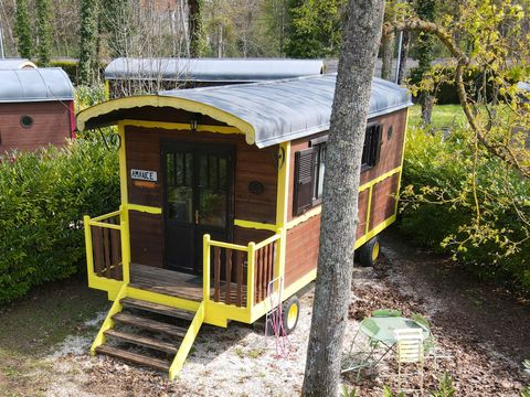 Insolite 5 personnes - ROULOTTE GITE