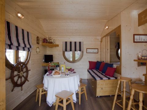 Insolite 6 personnes - CABANE DE SAM