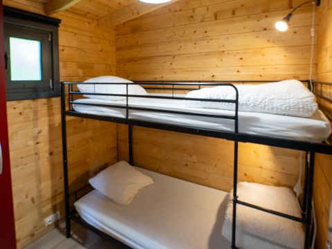 HÉBERGEMENT INSOLITE 6 personnes - CABANE D'HANSEL