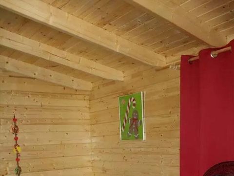 HÉBERGEMENT INSOLITE 6 personnes - CABANE D'HANSEL