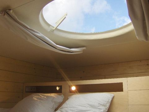 HÉBERGEMENT INSOLITE 2 personnes - LE CARRE D'ETOILES