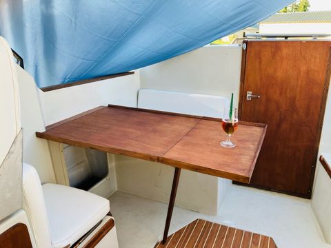 Hébergement 4 personnes - Bateau Saga 27