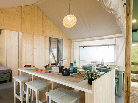Tente en toile et en bois 4 personnes - Country Lodge