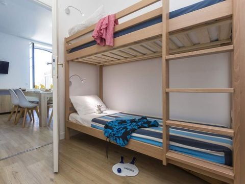 STUDIO 4 personnes - cabine côté parc